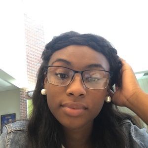 Meet your Posher, Amarie
